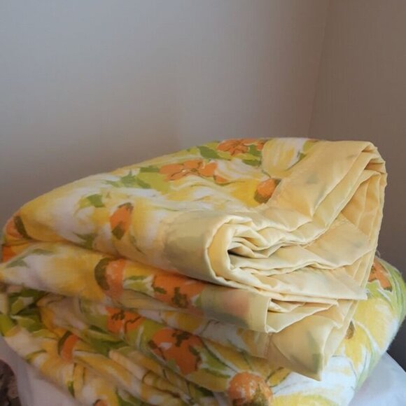 VTG Thermal blanket Satin nylon binding Bold Floral Yellow Country Shabby Chic - Picture 2 of 11